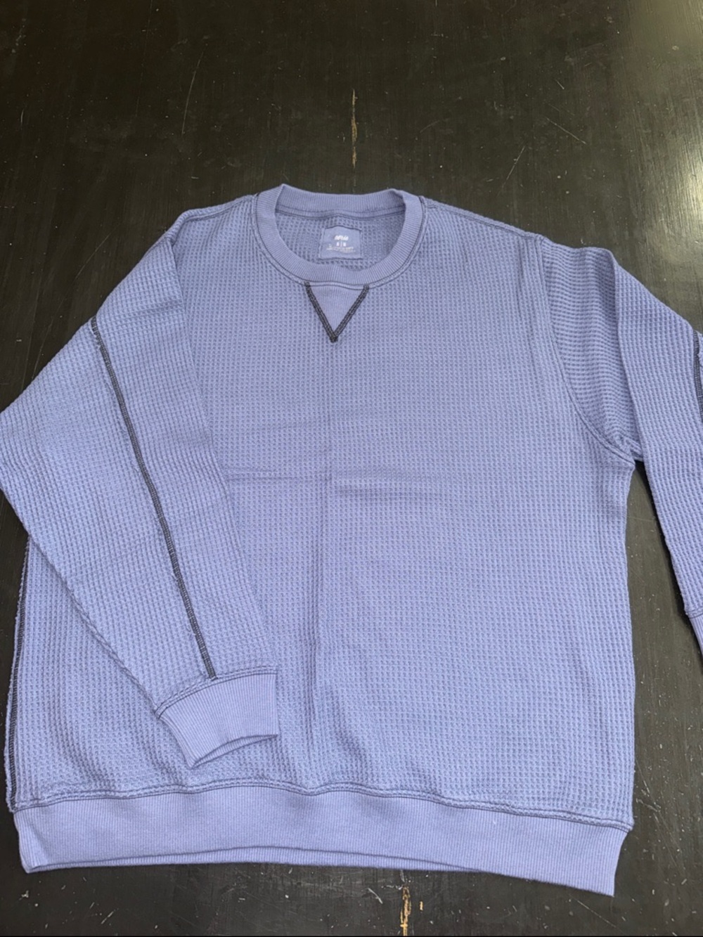 AERIE waffle knit blue crew neck sweatshirt. blue. NEW with tags. size medium.